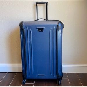 Tumi large